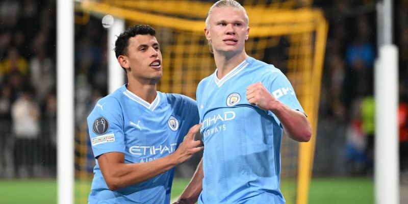 Manchester City và Sự Chuyển Biến Từ Đội Bóng Trung Bình Thành Câu Lạc Bộ Hàng Đầu